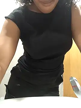 Snapshot of SEXIEST-BADDIE chatting on January 9, 2025, 3:01 pm SEXIEST-BADDIE online show from January 9, 2025, 3:01 pm