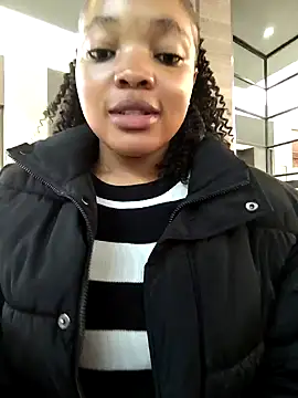 Snapshot of SEXIEST-BADDIE chatting on January 16, 2025, 6:35 am SEXIEST-BADDIE online show from January 16, 2025, 6:35 am