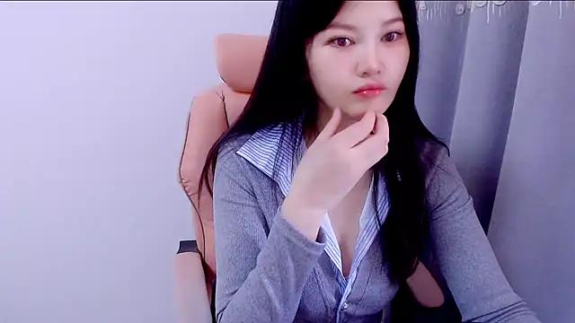 Little-sweet online show from September 24, 2025, 2:48 am