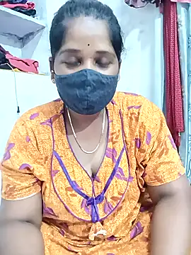 Snapshot of MaaliiiPonuTamil chatting on January 23, 2025, 8:15 am MaaliiiPonuTamil online show from January 23, 2025, 8:15 am