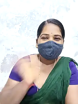 Snapshot of MaaliiiPonuTamil chatting on February 10, 2025, 5:14 am MaaliiiPonuTamil online show from February 10, 2025, 5:14 am