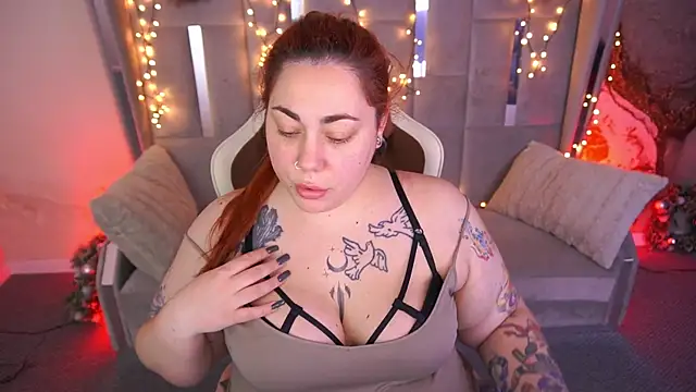 Snapshot of Kittywakee chatting on February 13, 2026, 10:39 pm Kittywakee online show from February 13, 2026, 10:39 pm