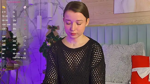 Snapshot of MichelleHaynes chatting on January 2, 2025, 2:46 pm MichelleHaynes online show from January 2, 2025, 2:46 pm