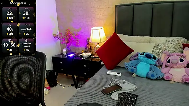 Snapshot of Mariana_c1 chatting on February 4, 2025, 3:26 pm Mariana c1 online show from February 4, 2025, 3:26 pm