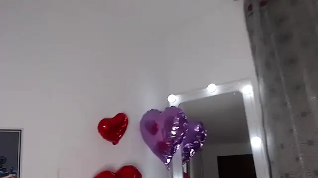 Snapshot of elizabethcooper chatting on February 15, 2025, 10:52 pm elizabethcooper online show from February 15, 2025, 10:52 pm