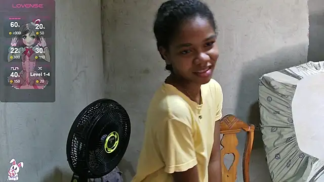 Snapshot of Luciia_cute chatting on February 15, 2026, 2:58 pm Luciia cute online show from February 15, 2026, 2:58 pm