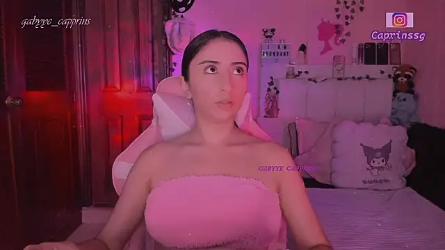 Snapshot of gabyye_capprins chatting on February 19, 2026, 12:28 am gabyye capprins online show from February 19, 2026, 12:28 am