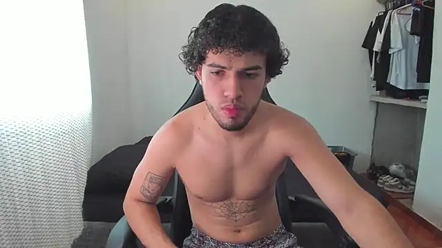 Snapshot of daddy_jhons chatting on December 5, 2024, 4:34 pm daddy jhons online show from December 5, 2024, 4:34 pm