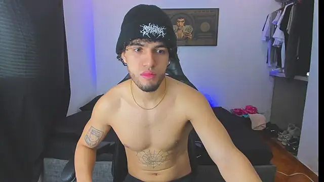 Snapshot of daddy_jhons chatting on October 22, 2025, 4:18 pm daddy jhons online show from October 22, 2025, 4:18 pm