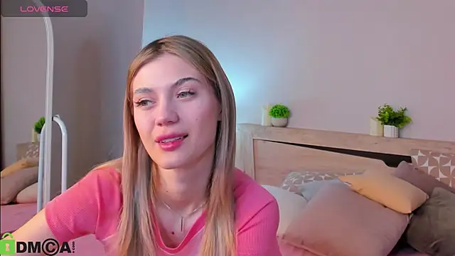 Cherry Price online show from December 22, 2025, 12:18 am