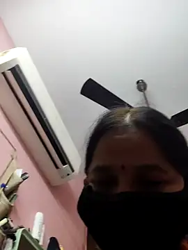 lalitha225 online show from January 22, 2025, 5:37 am