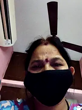 lalitha225 online show from January 28, 2025, 7:53 am