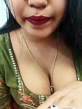 Snapshot of Sania-Love chatting on January 12, 2026, 10:48 pm Sania-Love online show from January 12, 2026, 10:48 pm