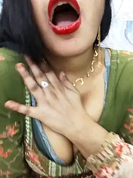 Snapshot of Sania-Love chatting on February 12, 2026, 11:22 pm Sania-Love online show from February 12, 2026, 11:22 pm