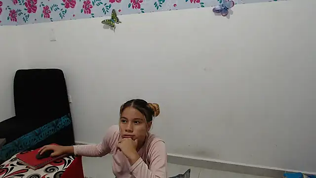 Naomi991 online show from March 17, 2025, 11:32 pm