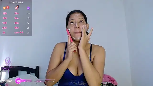 Snapshot of evaluna_horny_ chatting on March 5, 2025, 1:06 pm evaluna horny online show from March 5, 2025, 1:06 pm