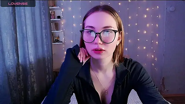 Miya Mark online show from February 16, 2025, 2:00 pm