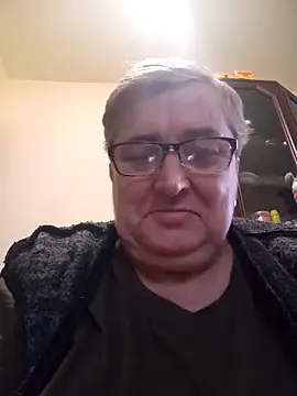 Sonya5156 online show from February 19, 2025, 3:38 pm