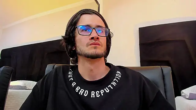 Loggan donnelly online show from January 25, 2025, 11:11 pm