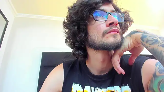 Loggan donnelly online show from March 7, 2025, 12:04 am