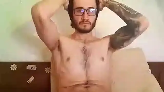 Loggan donnelly online show from October 30, 2025, 10:54 pm