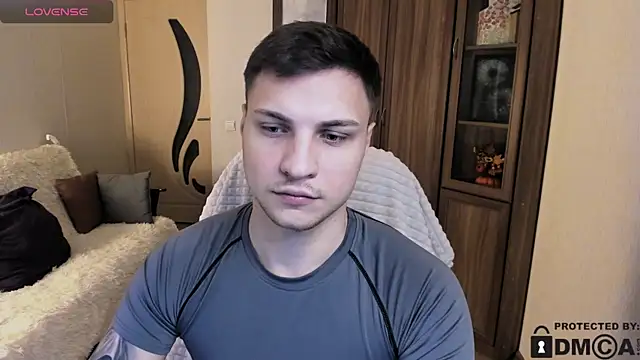 Snapshot of handsome_guy01 chatting on October 28, 2025, 3:47 pm handsome guy01 online show from October 28, 2025, 3:47 pm