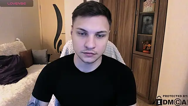 Snapshot of handsome_guy01 chatting on October 29, 2025, 8:05 am handsome guy01 online show from October 29, 2025, 8:05 am