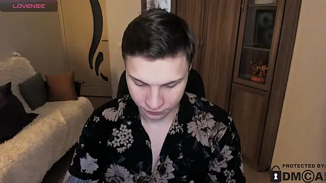 Snapshot of handsome_guy01 chatting on November 25, 2025, 10:32 pm handsome guy01 online show from November 25, 2025, 10:32 pm