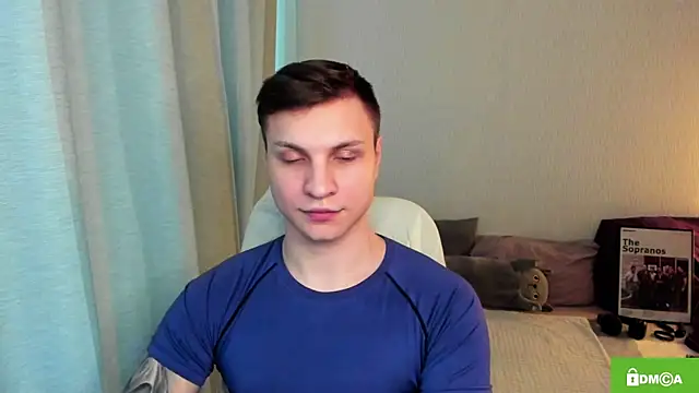 handsome guy01 online show from May 17, 2026, 7:50 am