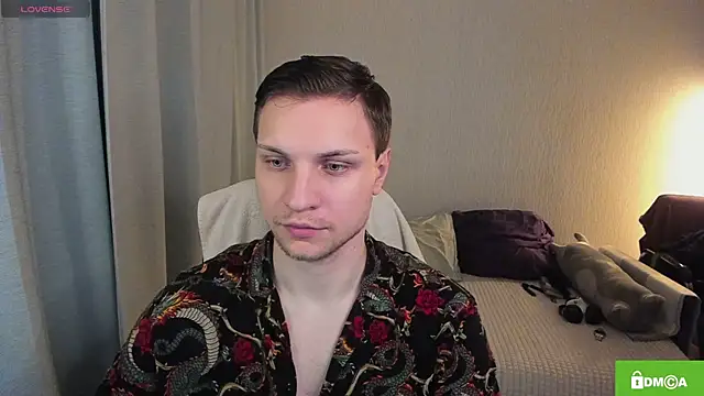 Snapshot of handsome_guy01 chatting on July 12, 2026, 12:01 am handsome guy01 online show from July 12, 2026, 12:01 am