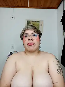 Snapshot of amalia_love chatting on January 5, 2025, 7:17 am amalia love online show from January 5, 2025, 7:17 am