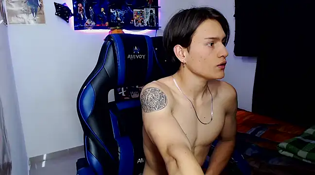 sr jaeger online show from March 20, 2025, 7:04 pm