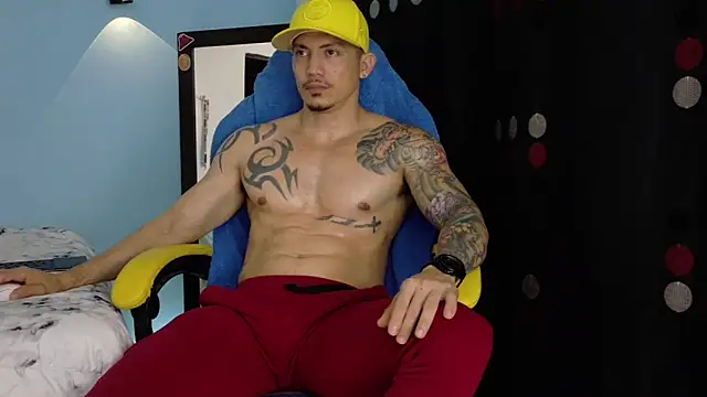 Snapshot of Alex_motta chatting on February 26, 2026, 3:16 am Alex motta online show from February 26, 2026, 3:16 am