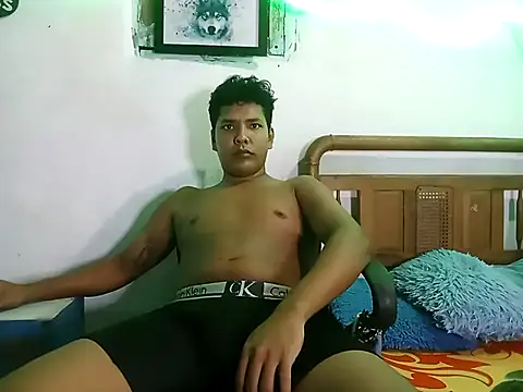 Snapshot of 628-andrew chatting on October 6, 2025, 5:54 pm 628-andrew online show from October 6, 2025, 5:54 pm