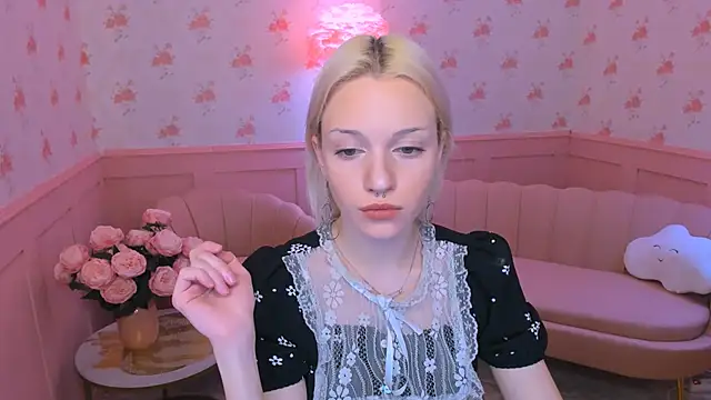 VelvetVixen155 online show from December 7, 2024, 3:04 am