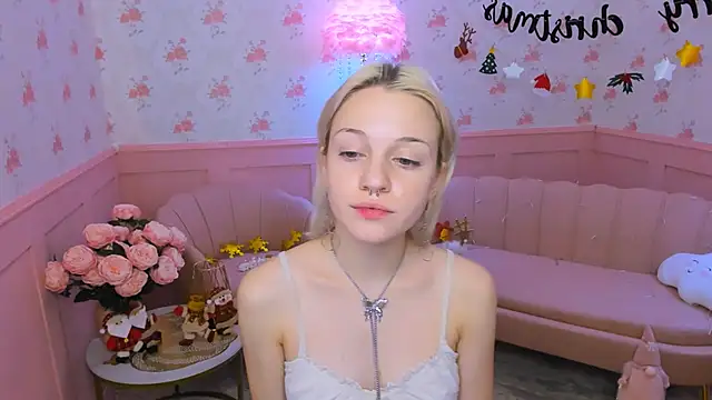 VelvetVixen155 online show from December 24, 2024, 10:44 am