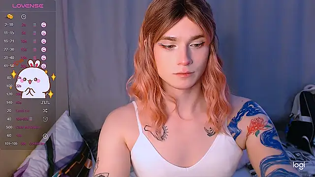 Snapshot of Alice_Hells chatting on January 24, 2025, 10:11 am Alice Hells online show from January 24, 2025, 10:11 am