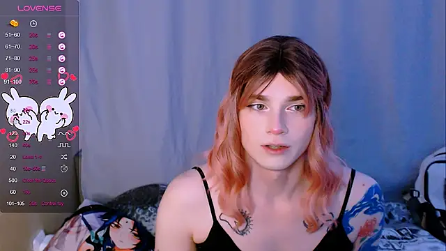 Snapshot of Alice_Hells chatting on February 28, 2025, 5:04 am Alice Hells online show from February 28, 2025, 5:04 am