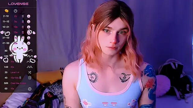 Alice Hells online show from October 29, 2025, 7:32 am