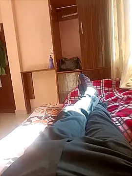 RRahullove69 online show from October 29, 2025, 9:00 am