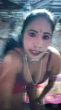 Snapshot of Hotty-dola chatting on December 23, 2024, 10:10 am Hotty-dola online show from December 23, 2024, 10:10 am