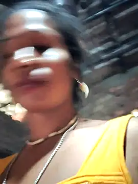 Snapshot of Hotty-dola chatting on March 12, 2025, 4:51 am Hotty-dola online show from March 12, 2025, 4:51 am