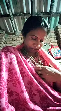 Snapshot of Hotty-dola chatting on March 22, 2025, 4:47 pm Hotty-dola online show from March 22, 2025, 4:47 pm