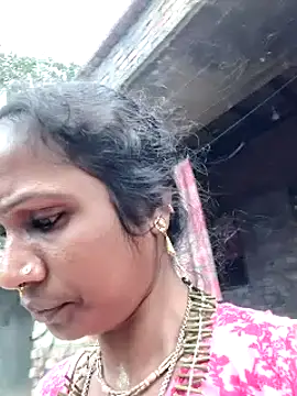 Snapshot of Hotty-dola chatting on March 23, 2025, 5:00 am Hotty-dola online show from March 23, 2025, 5:00 am