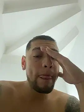 Snapshot of MrSoulMommy chatting on December 16, 2024, 5:43 pm MrSoulMommy online show from December 16, 2024, 5:43 pm