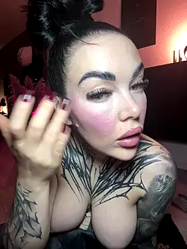 PalinaPr online show from November 2, 2025, 6:43 pm