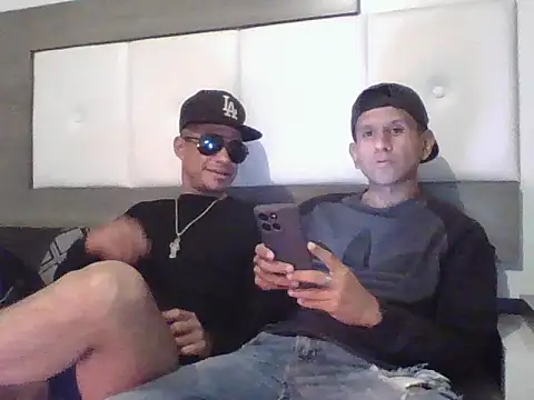 oiram27 online show from November 23, 2025, 7:30 am