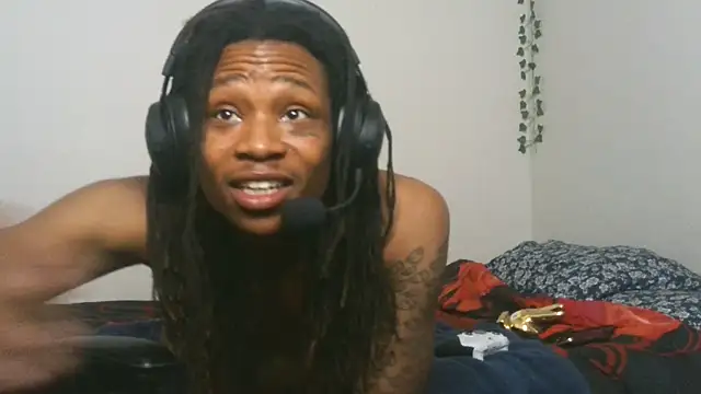 Snapshot of XeSLuthor chatting on March 14, 2026, 7:25 am XeSLuthor online show from March 14, 2026, 7:25 am