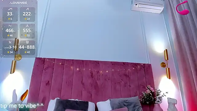 Snapshot of Mayzzie chatting on February 15, 2025, 12:59 am Mayzzie online show from February 15, 2025, 12:59 am