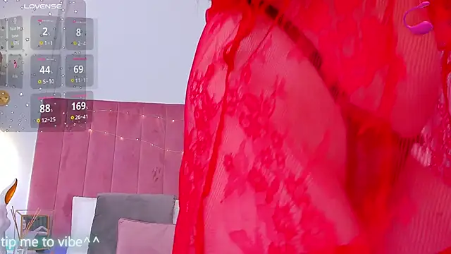 Snapshot of Mayzzie chatting on February 24, 2025, 9:09 pm Mayzzie online show from February 24, 2025, 9:09 pm